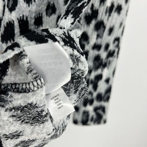 LOFT Top Size Small Gray Animal Print Shirt Long Puff Sleeve Stretch Leopard - Picture 9 of 9